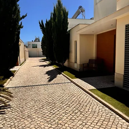 Holiday home Alfarim House - Close To Meco And Sesimbra