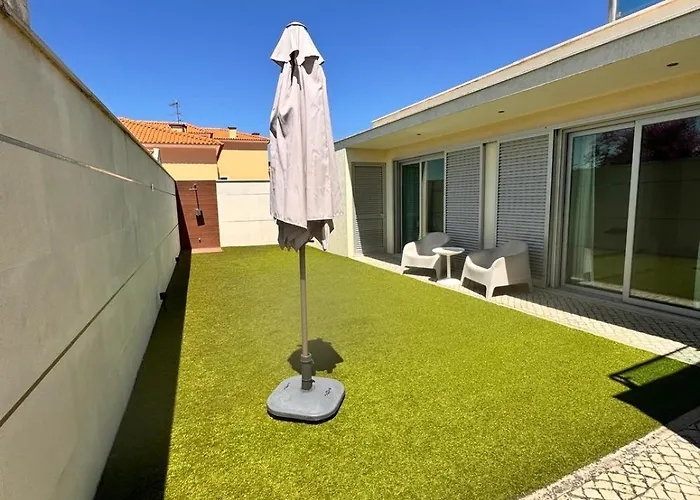 Ferienhaus Alfarim House - Close To Meco And